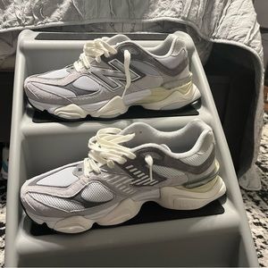 Size 11.5 New Balance 9060